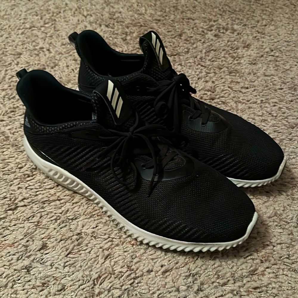 Adidas Alpha Bounce size 12